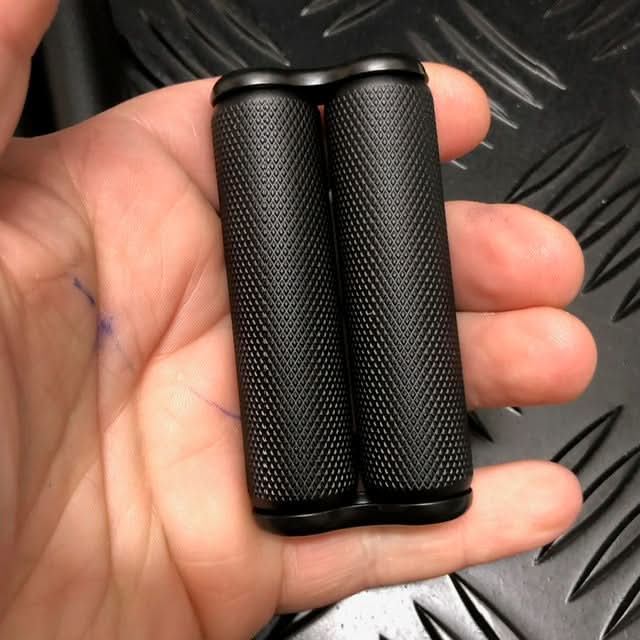145 gram Mini Hand Roller