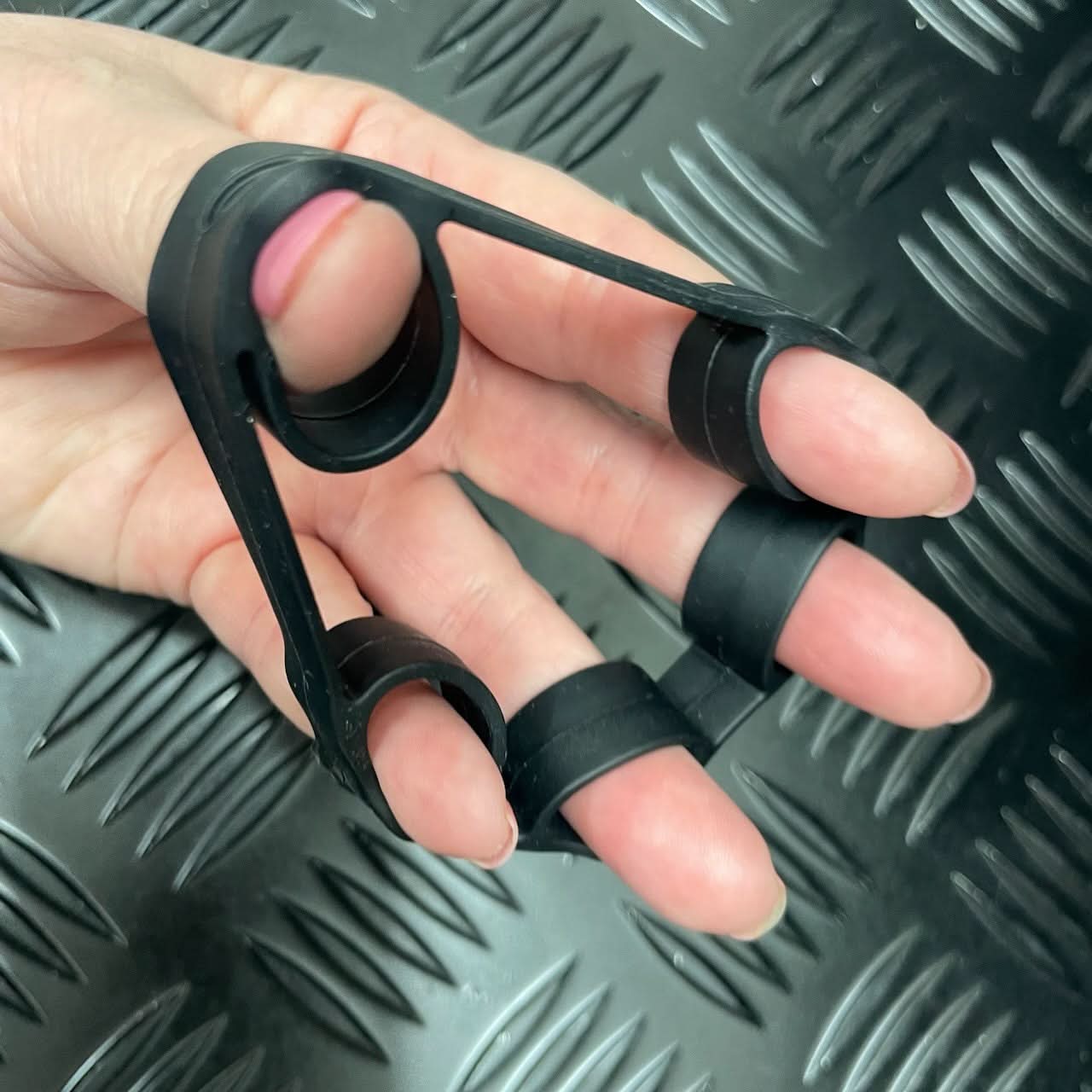 Finger Stretch Resistance Tool - Single