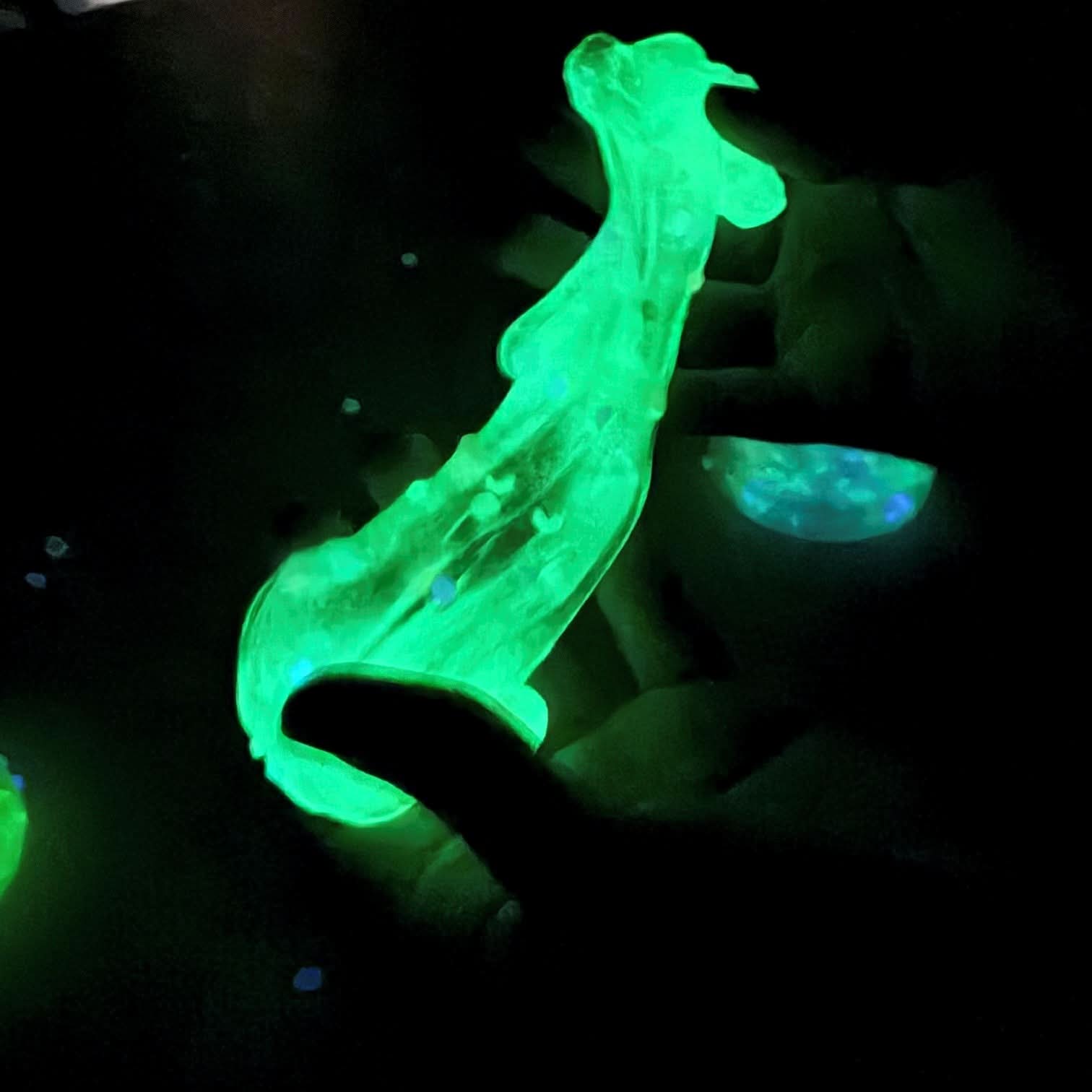 JADE Glow Put 'Em Putty