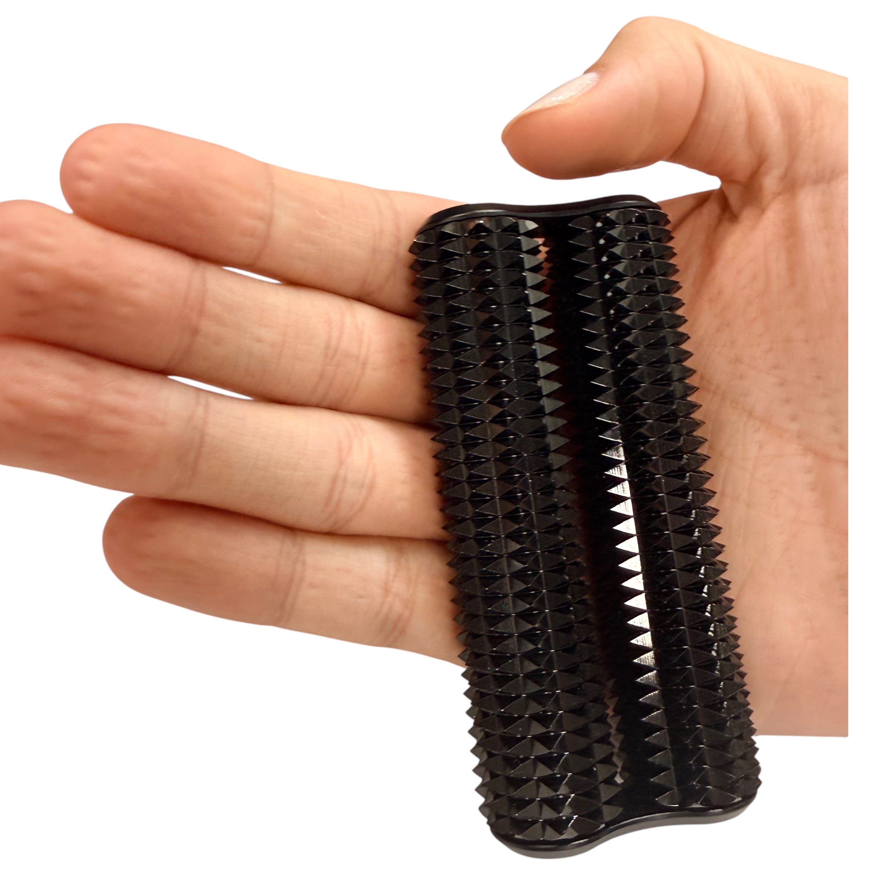 Spikey Hand Roller – Black 285g
