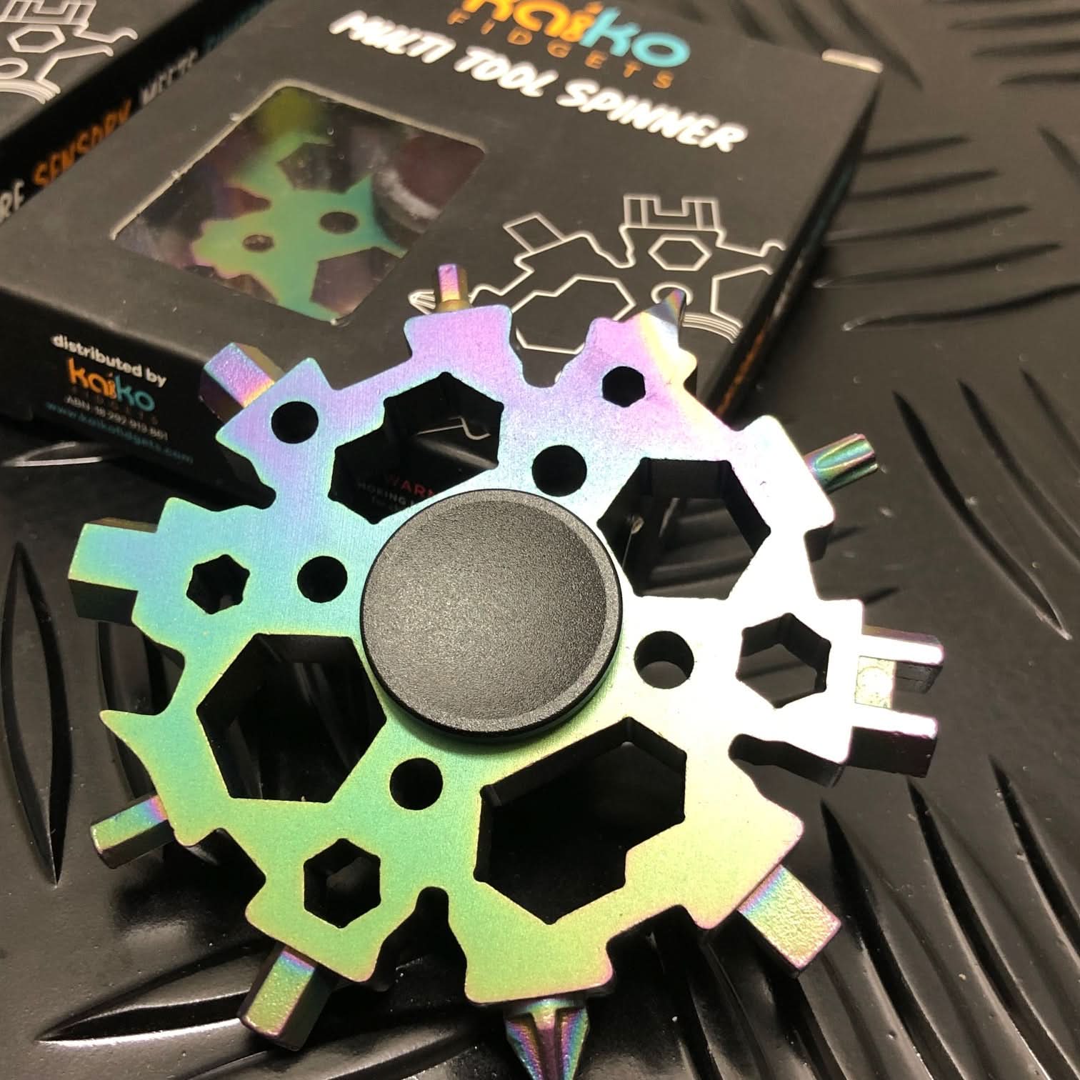 Multi Tool Oil Slick Spinner - 23 tools in 1