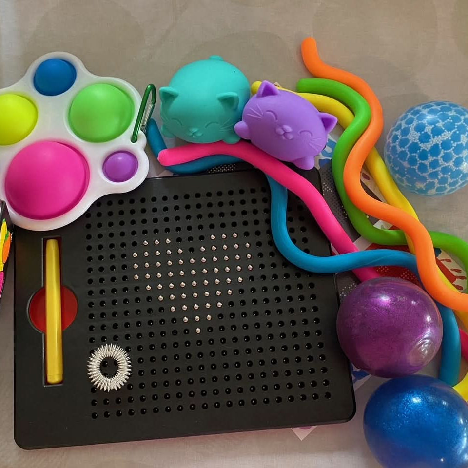 Magnetic Pad with Stylus