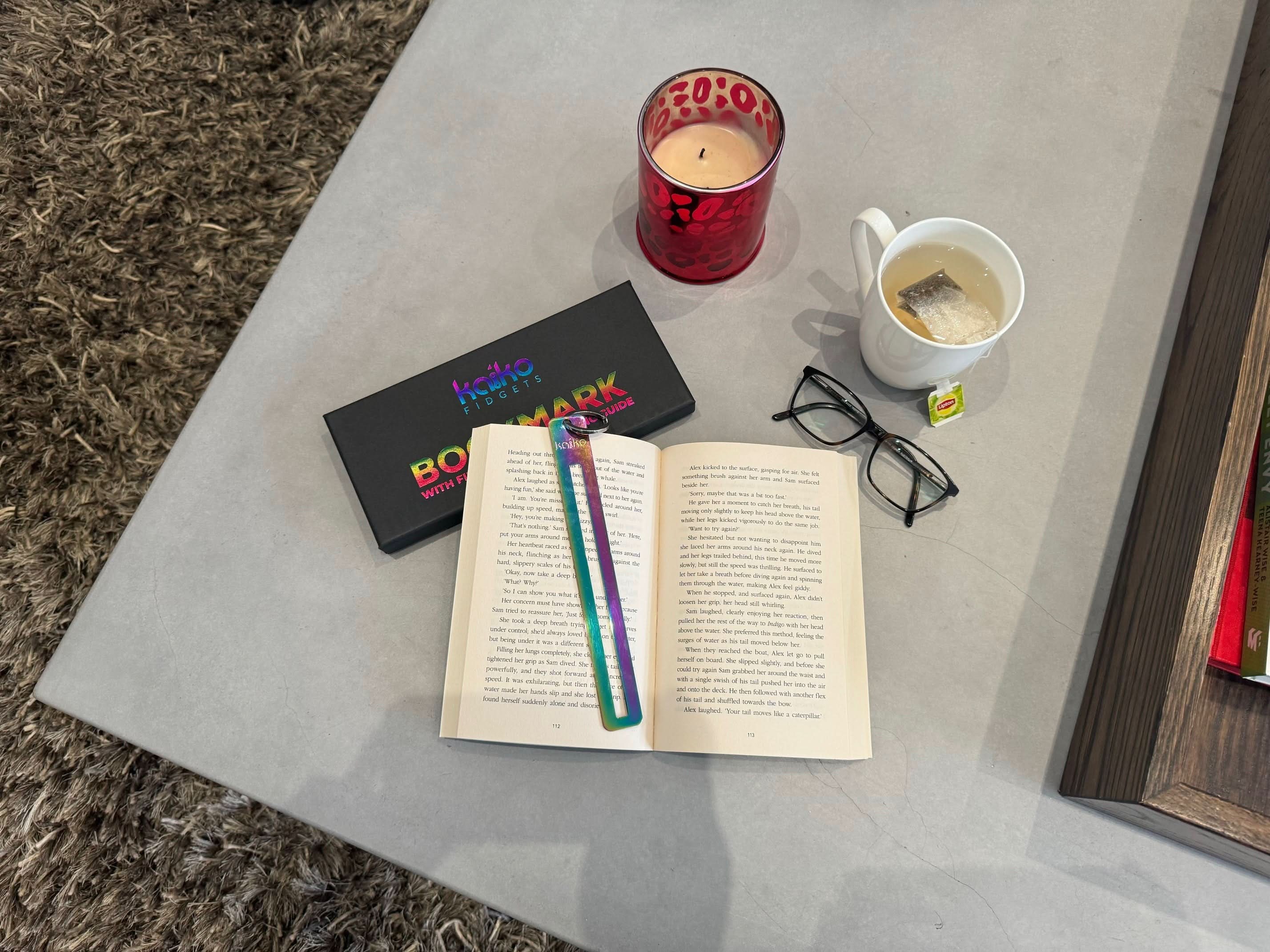 Metal Bookmark with Fidget Hook & Reading Guide - Fidgets not included