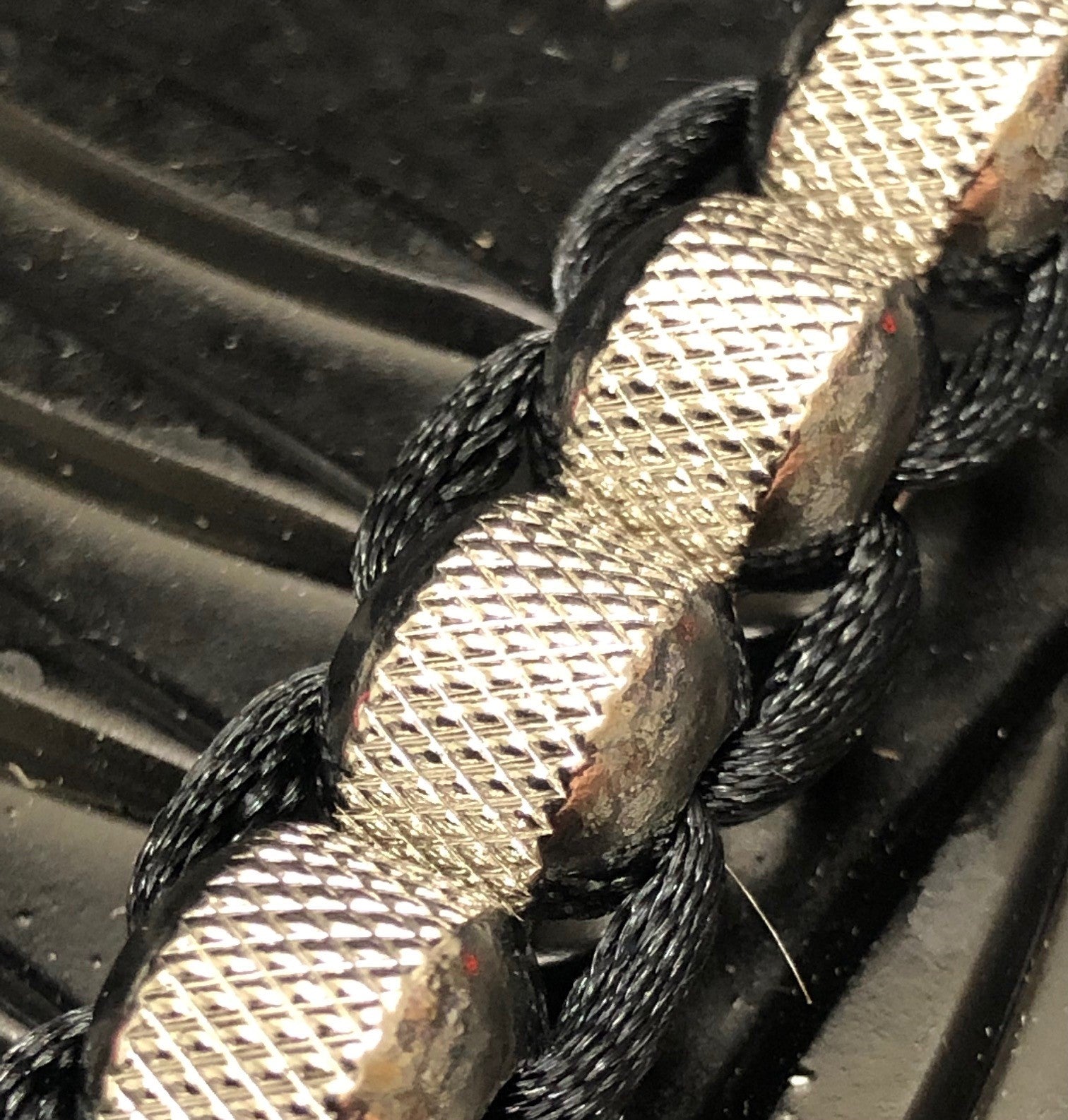 NECKLACE - CRUNCHY Caterpillar