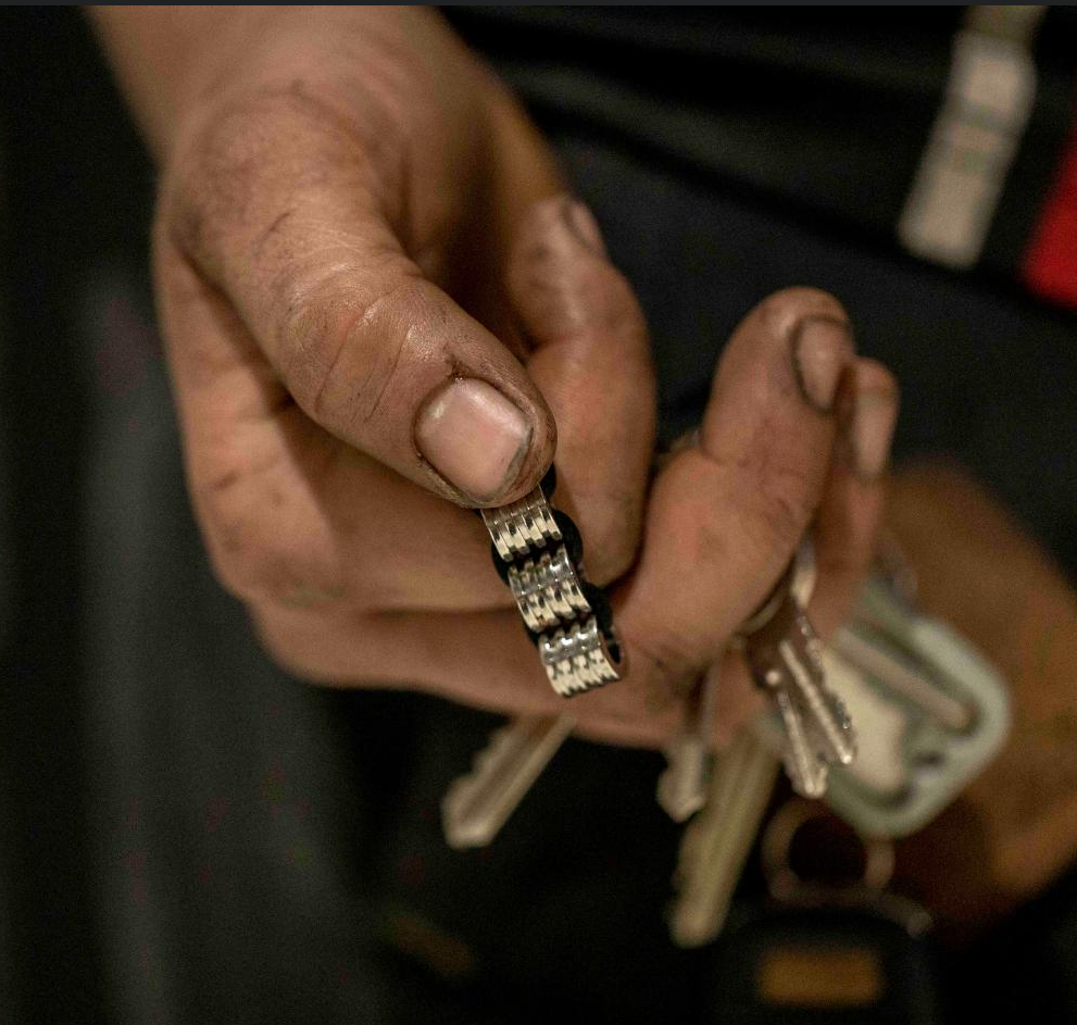 Hand Silkworm Fidget