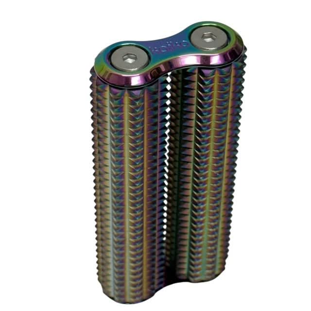 Spikey Hand Roller by Kaiko