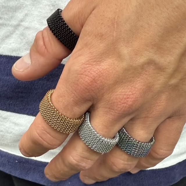 StimMesh Bracelet - Low Profile Gentle ‘Ouch’ Support