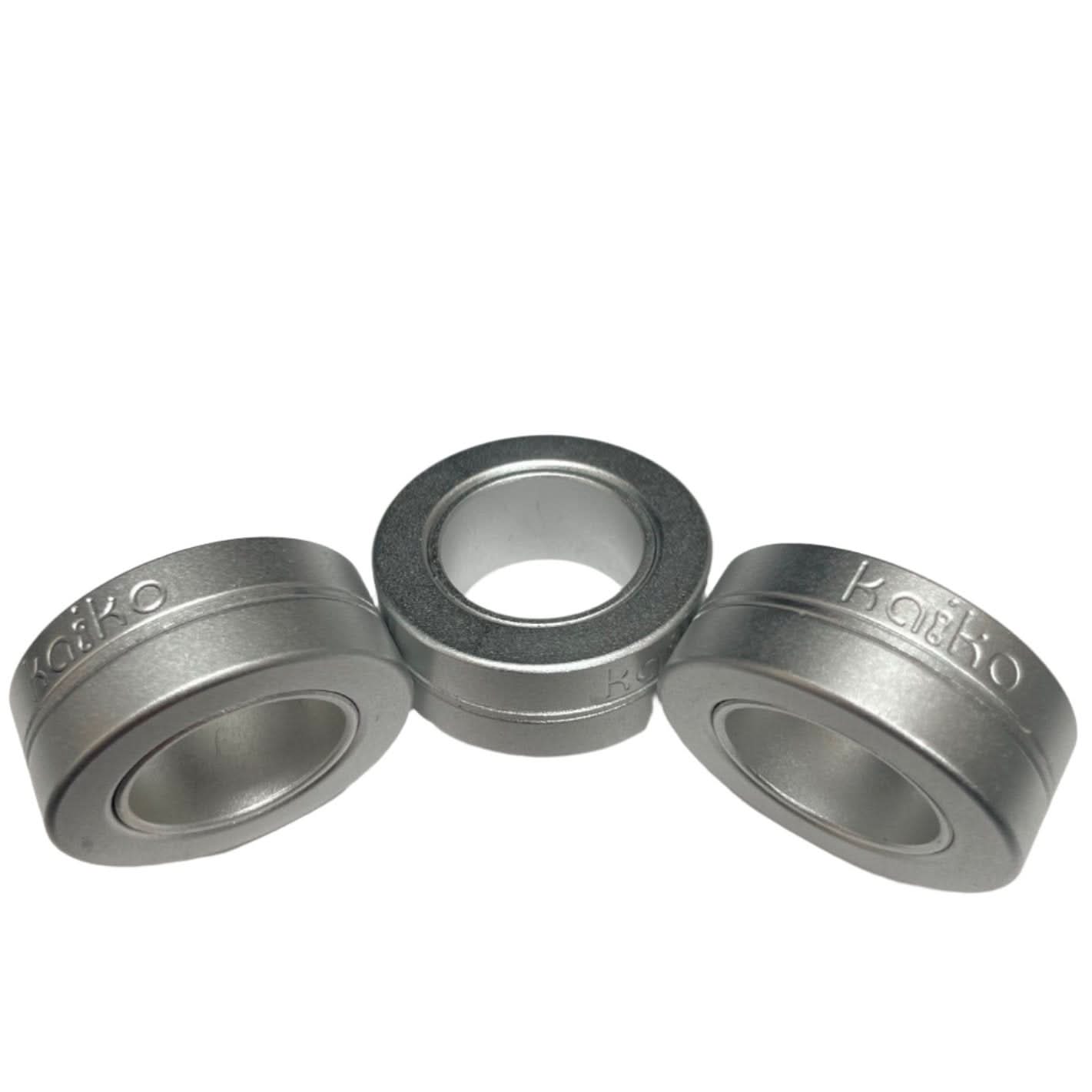 TRI Magnetic Rings : Metal Fidgets by Kaiko