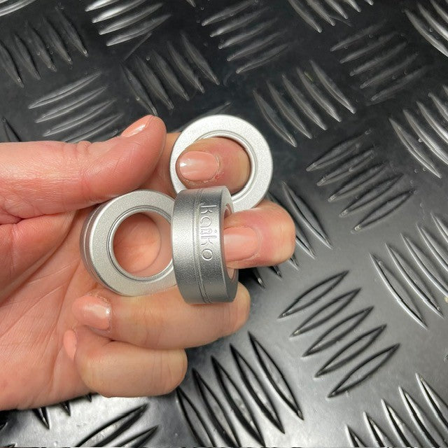 TRI Magnetic Rings : Metal Fidgets by Kaiko