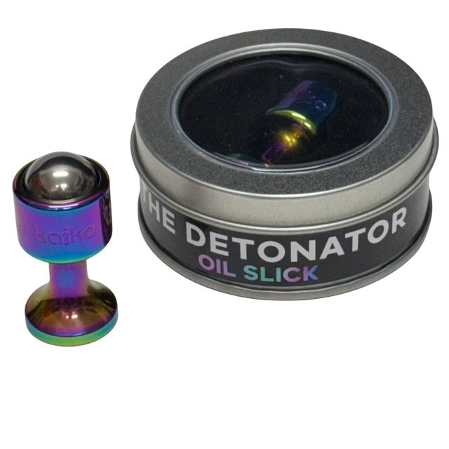 The Detonator - roll, press & twist