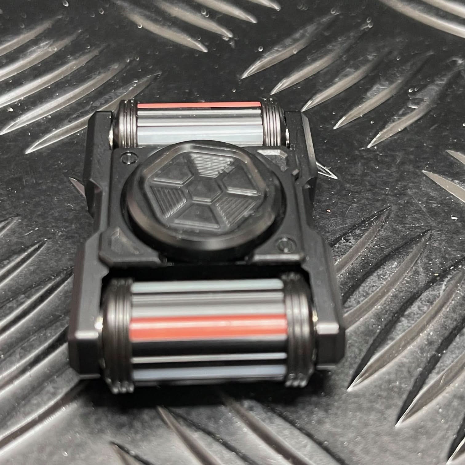 The Rover Spinner - Glows under UV light