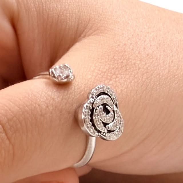 Rosa Fidget Ring