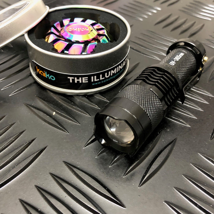 The Illuminator (UV light reacting) Weighted GLOW Spinner - 100 grams