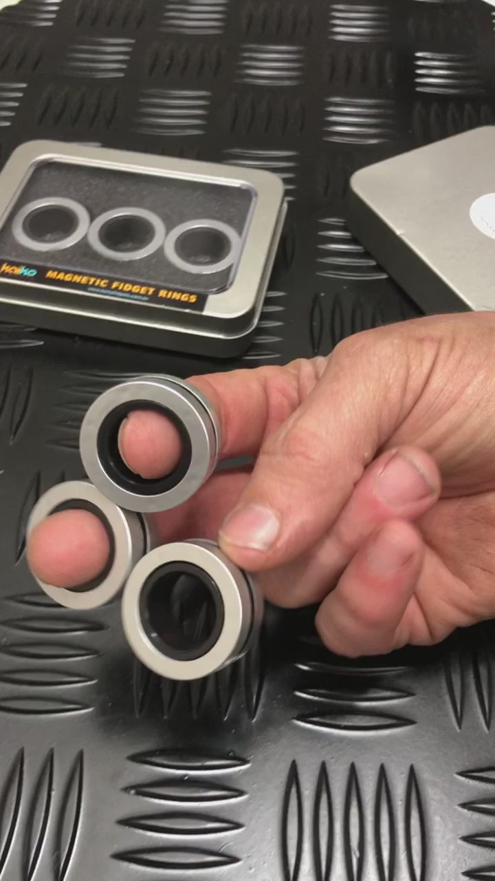 Load video: Original Magnetic Fidget Rings - Sliver Colour Plastic