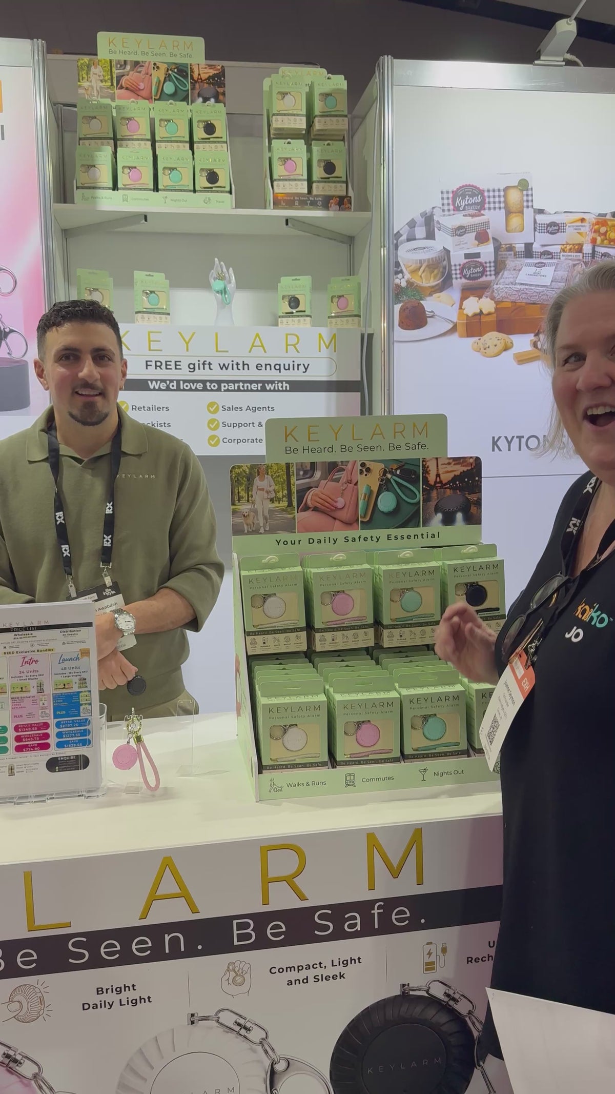 Load video: KEYLARM Personal Safety Alarm + LED Light - Be Heard. Be Seen.  Be Safe.