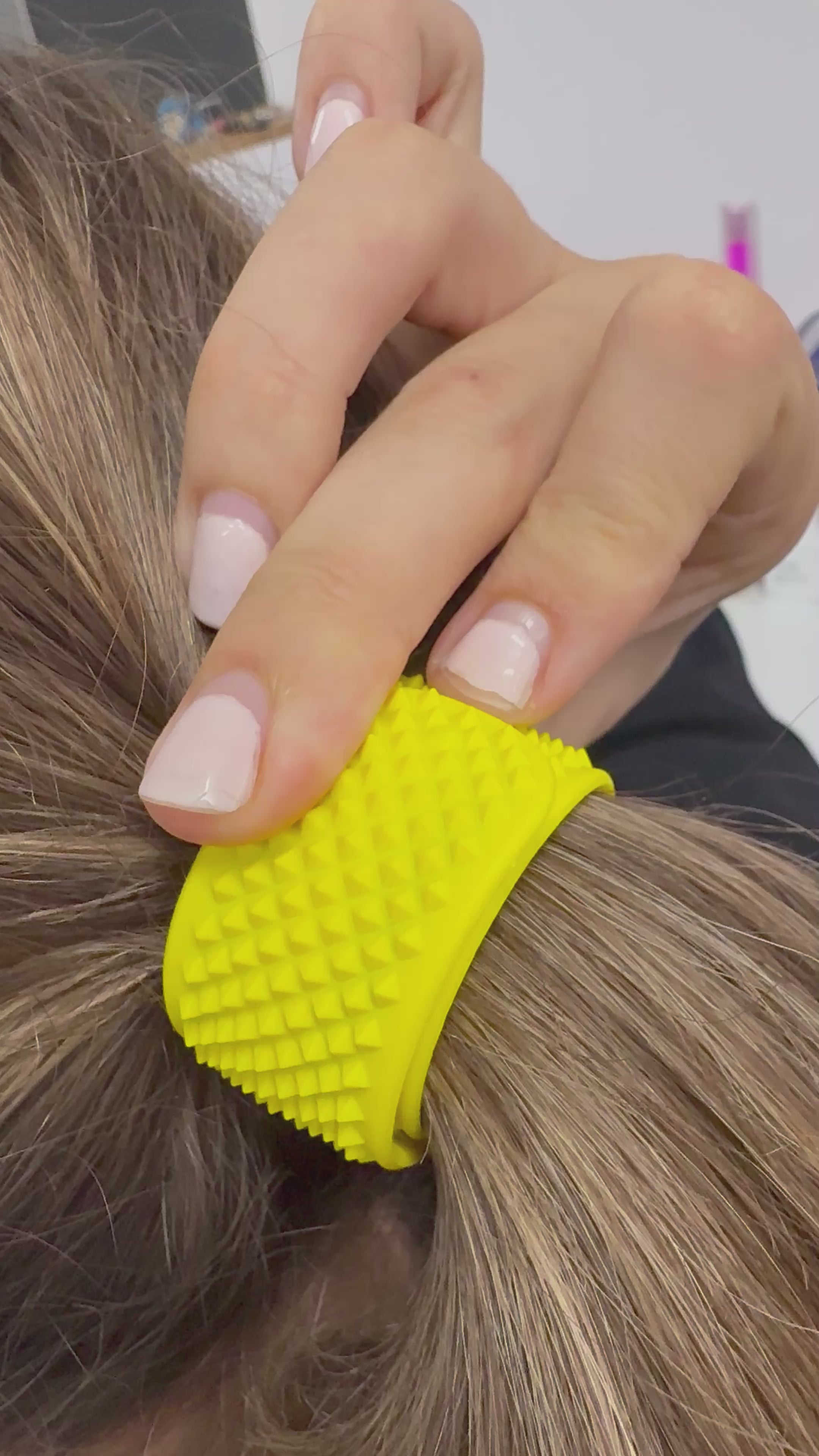 Load video: Vibrant Sensory Slap Bands