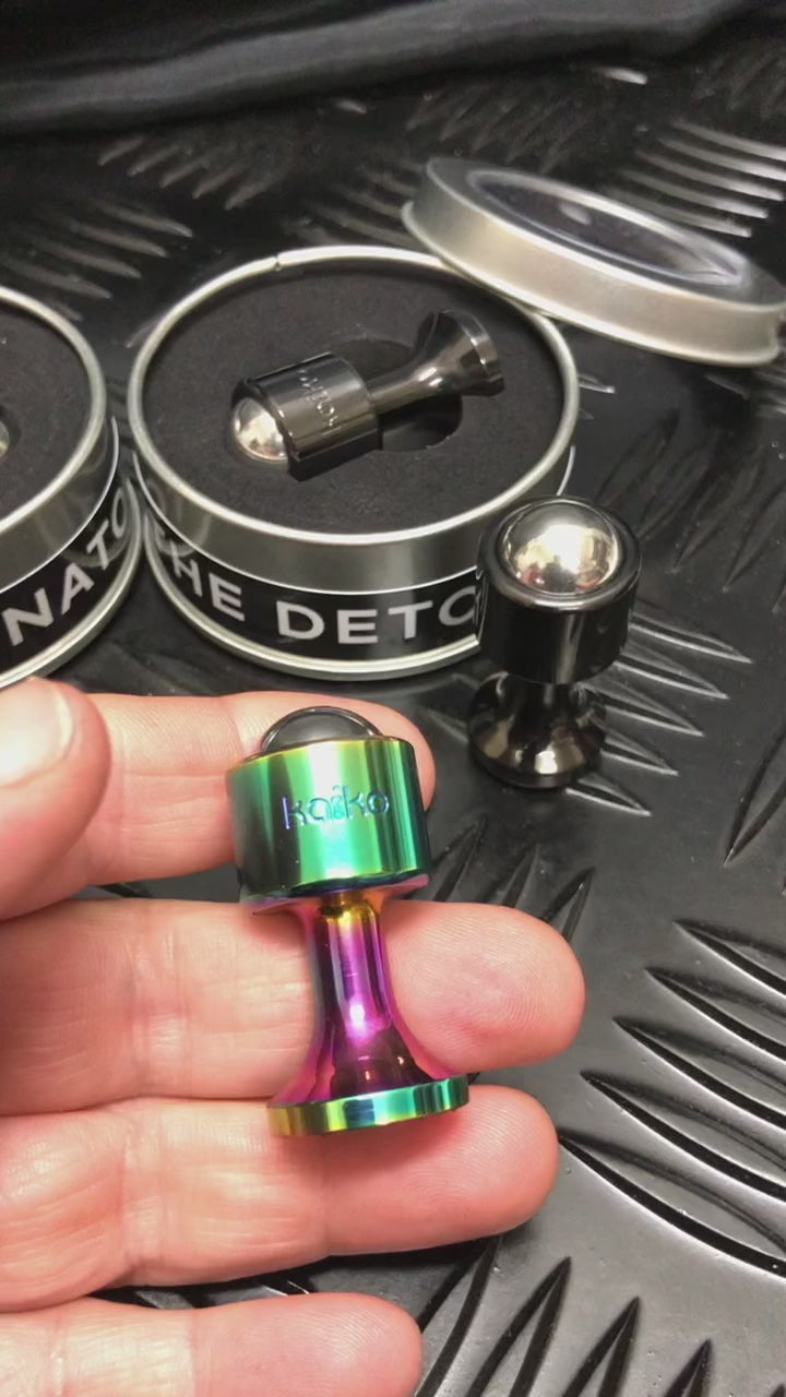 Load video: The Detonator - roll, press &amp; twist