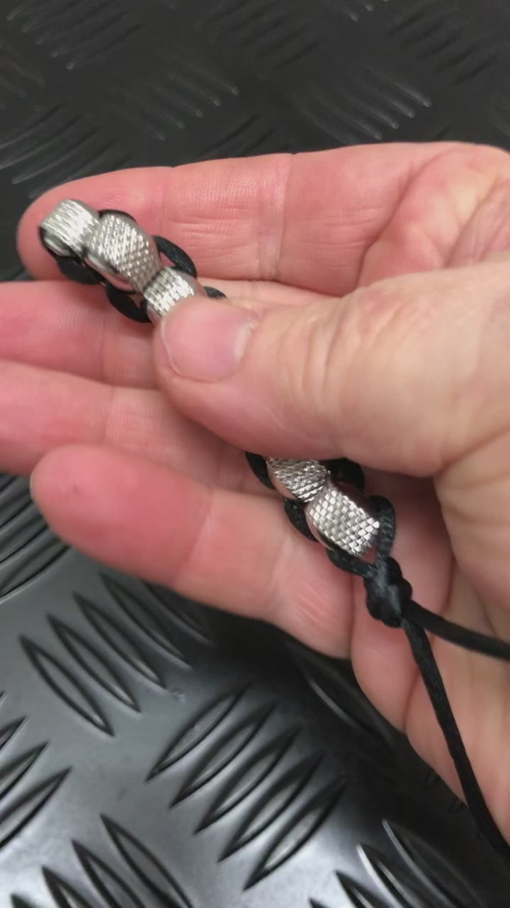 Load video: HAND CRUNCHY Caterpillar Fidget by Kaiko