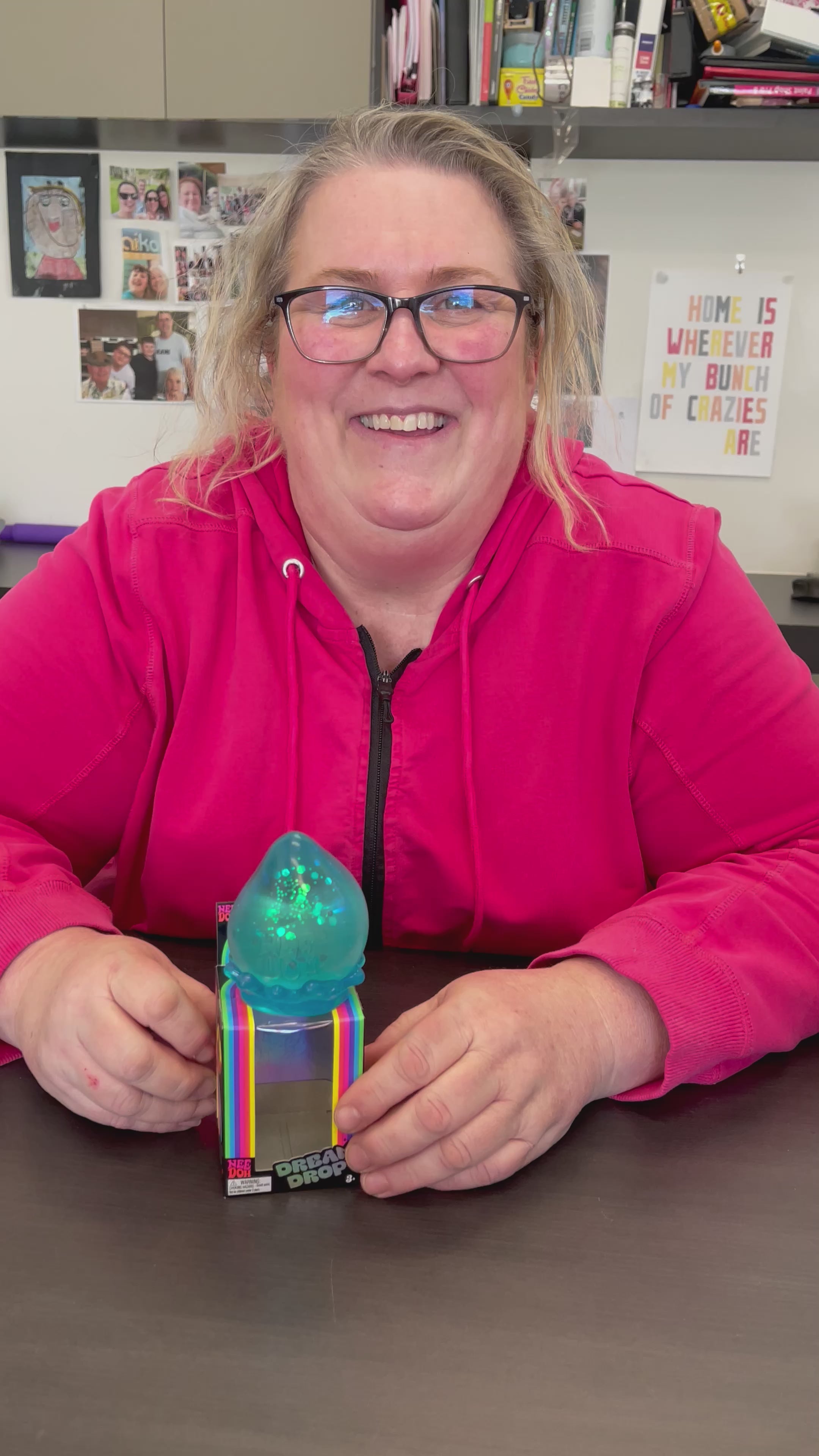 Load video: Dream Drop Nee Doh Squishy &amp; Peeling Support