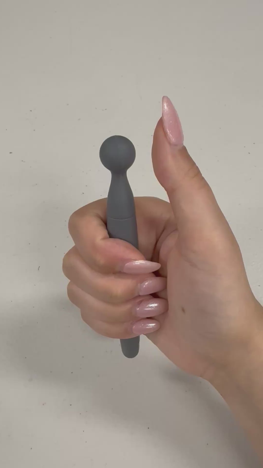 Load video: Fidget Pen - Soft Flexible Silicone Top