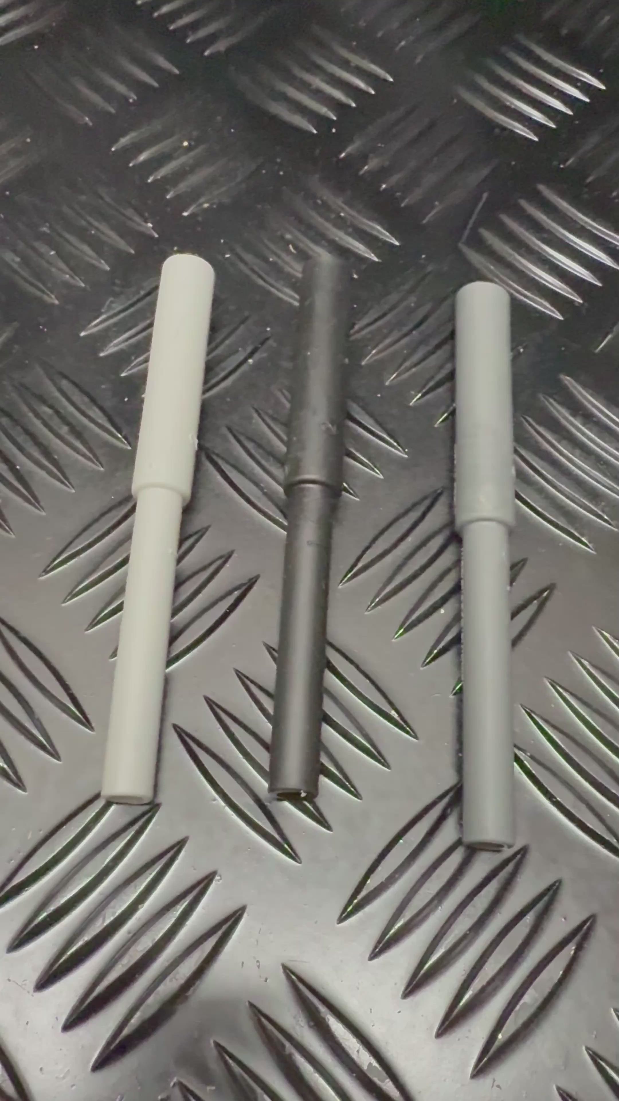 Load video: ARK HAND Hollow Bite Tube