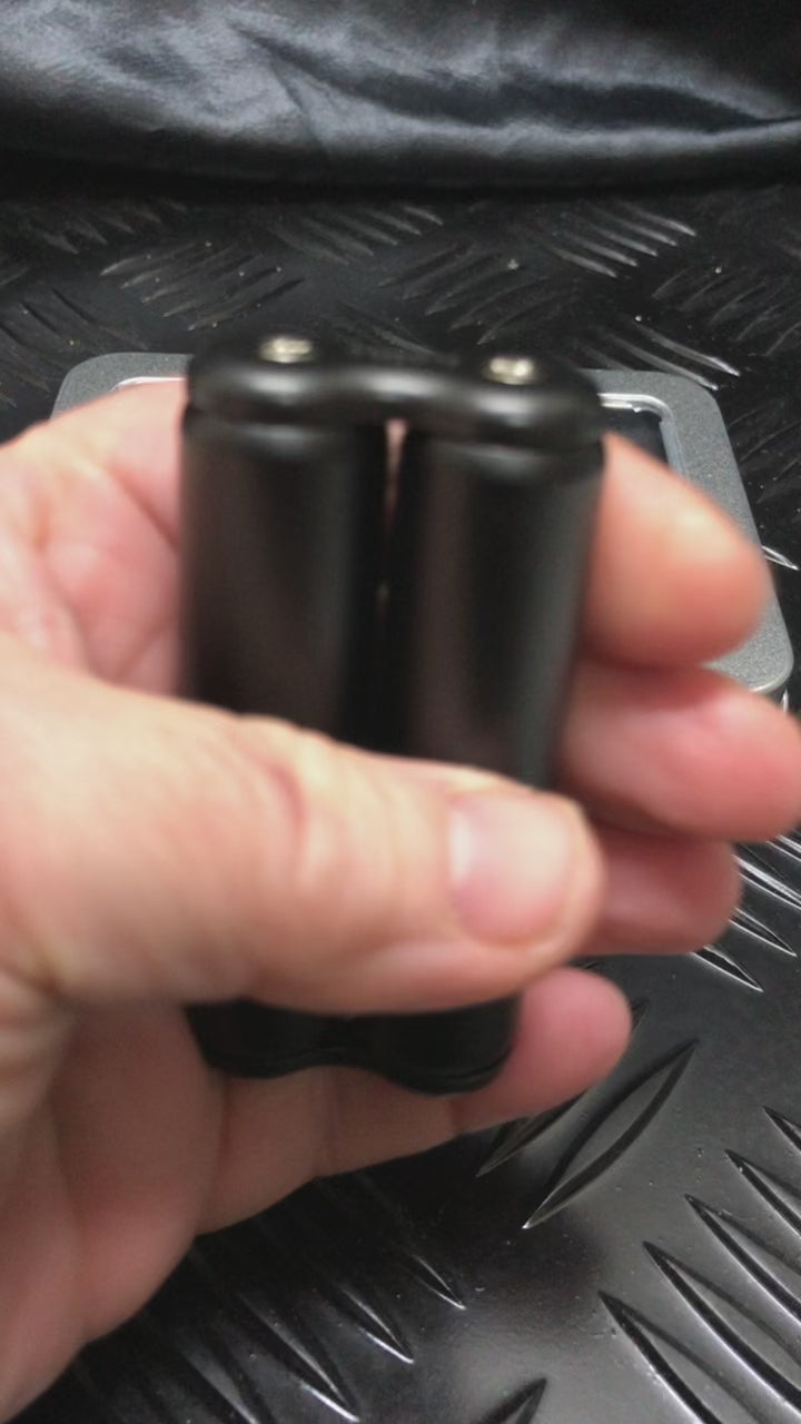 Load video: Mini Hand Roller Duo in TIN  - twin pack of textured &amp; smooth 145 grams