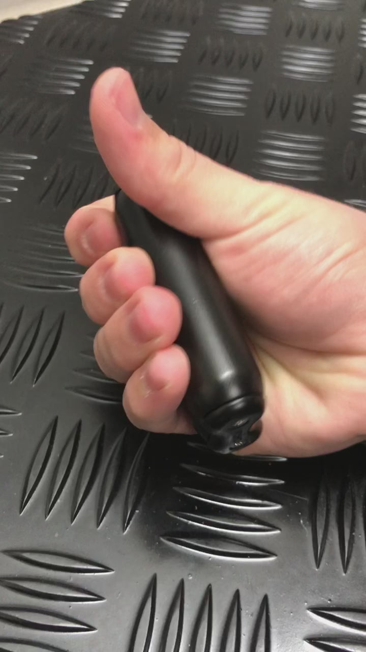 Load video: 180 gram SMOOTH Hand Roller
