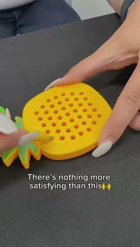 Load video: Paw Magnetic Pad Keyring