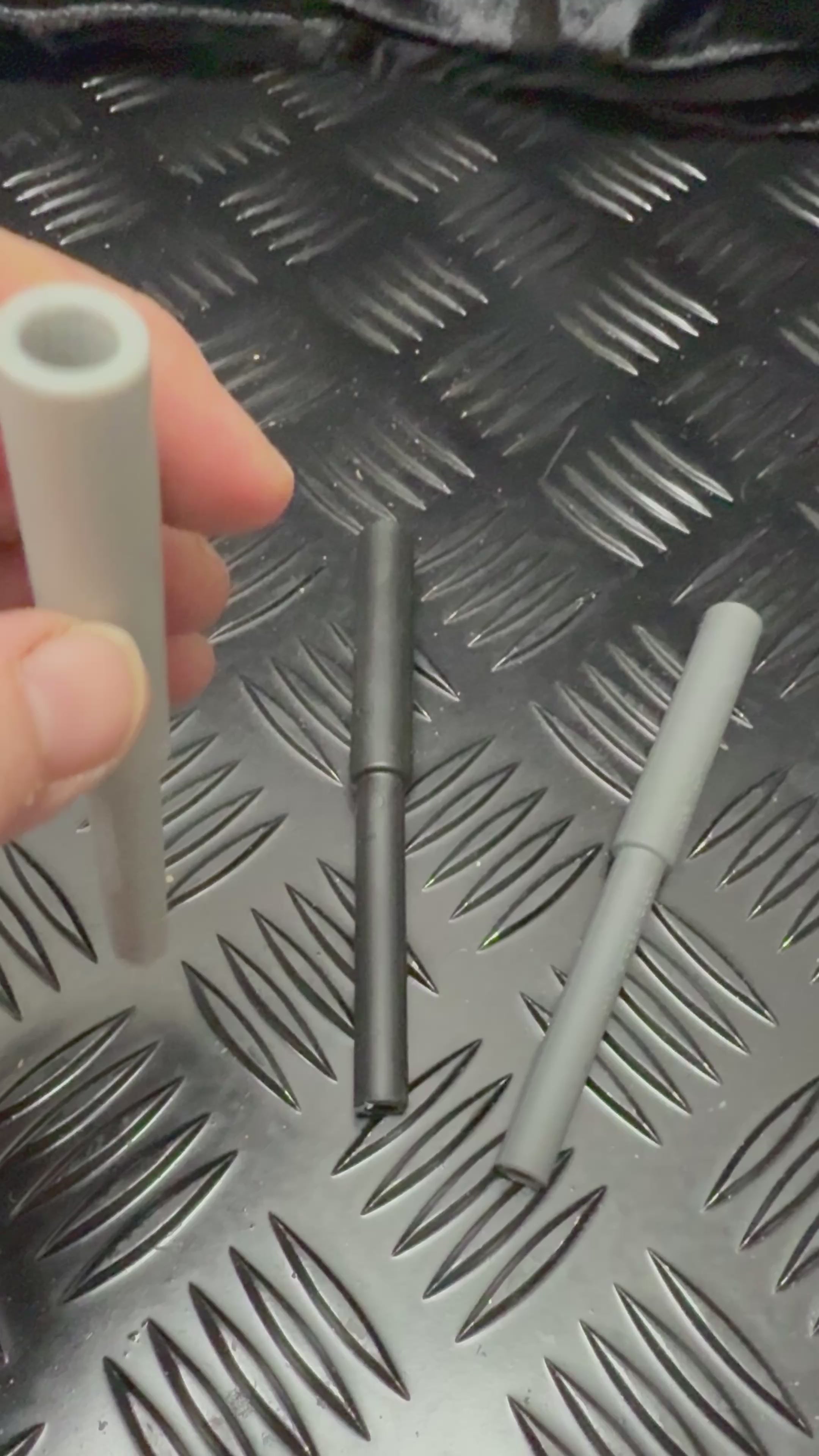 Load video: ARK HAND Hollow Bite Tube