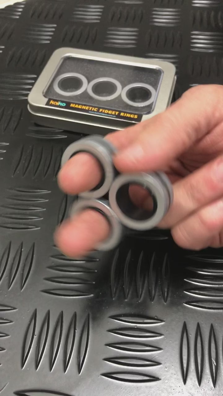Load video: Original Magnetic Fidget Rings - Sliver Colour Plastic