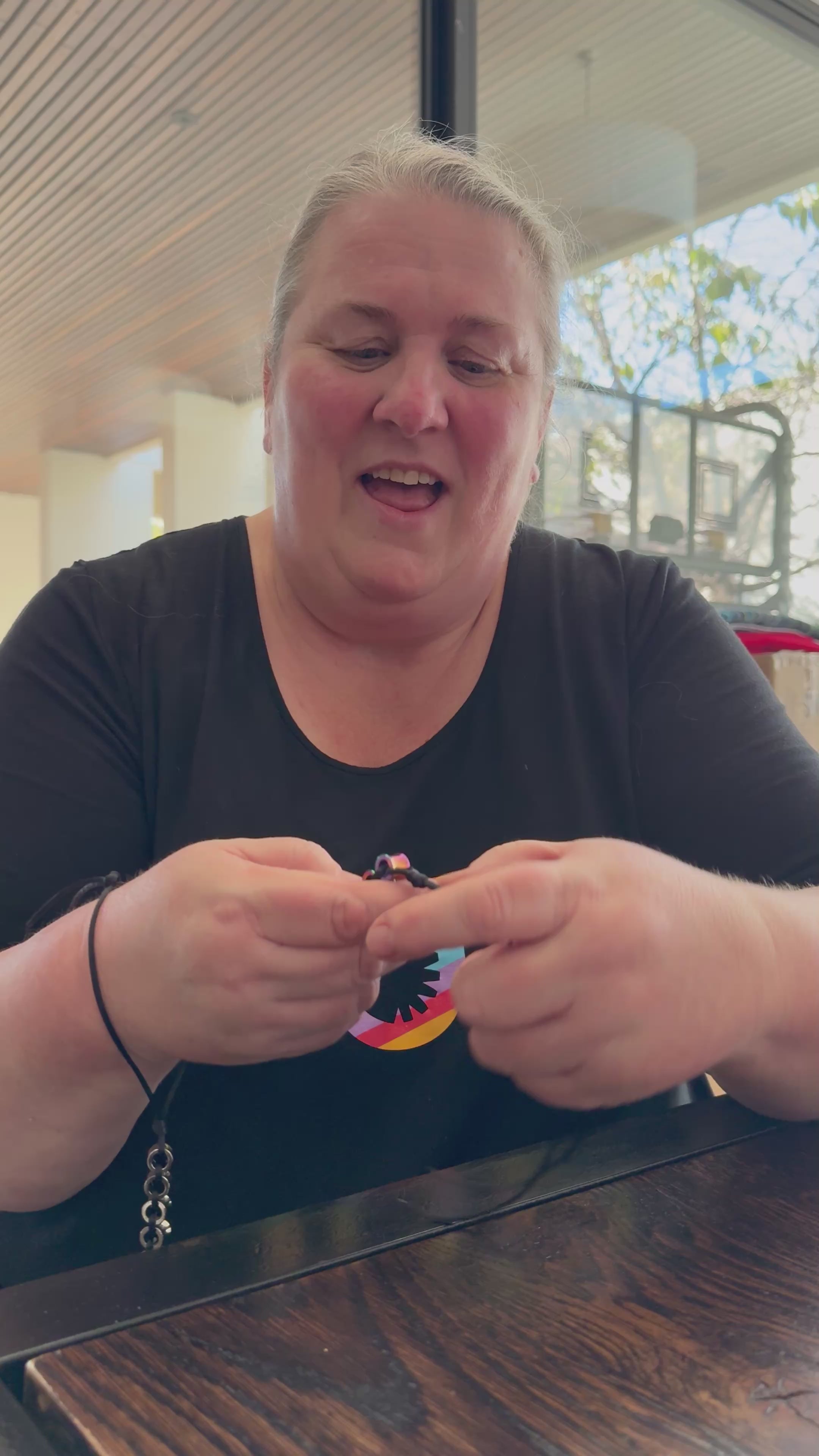 Load video: HAND CONCAVE Fidget by Kaiko