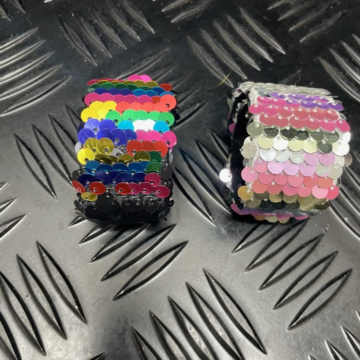 Sequin Snap Band with Reversible Colour Flip