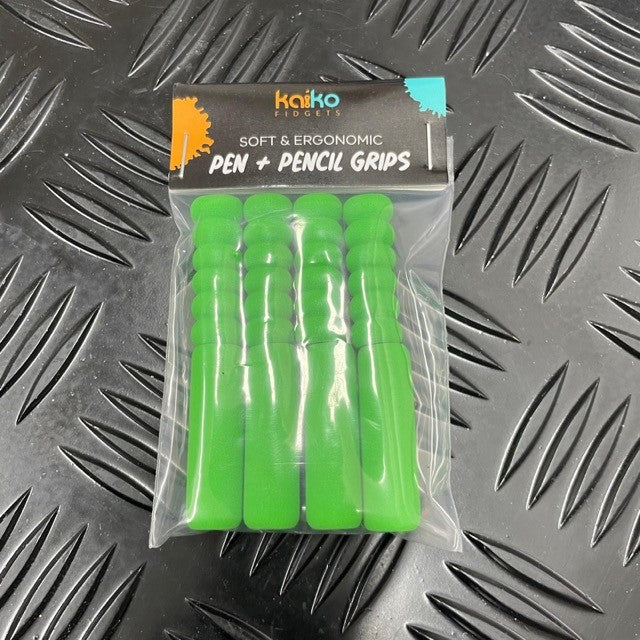 Kaiko Pack of 8 Pen & Pencil Grips - 4 smooth & 4 ribbed