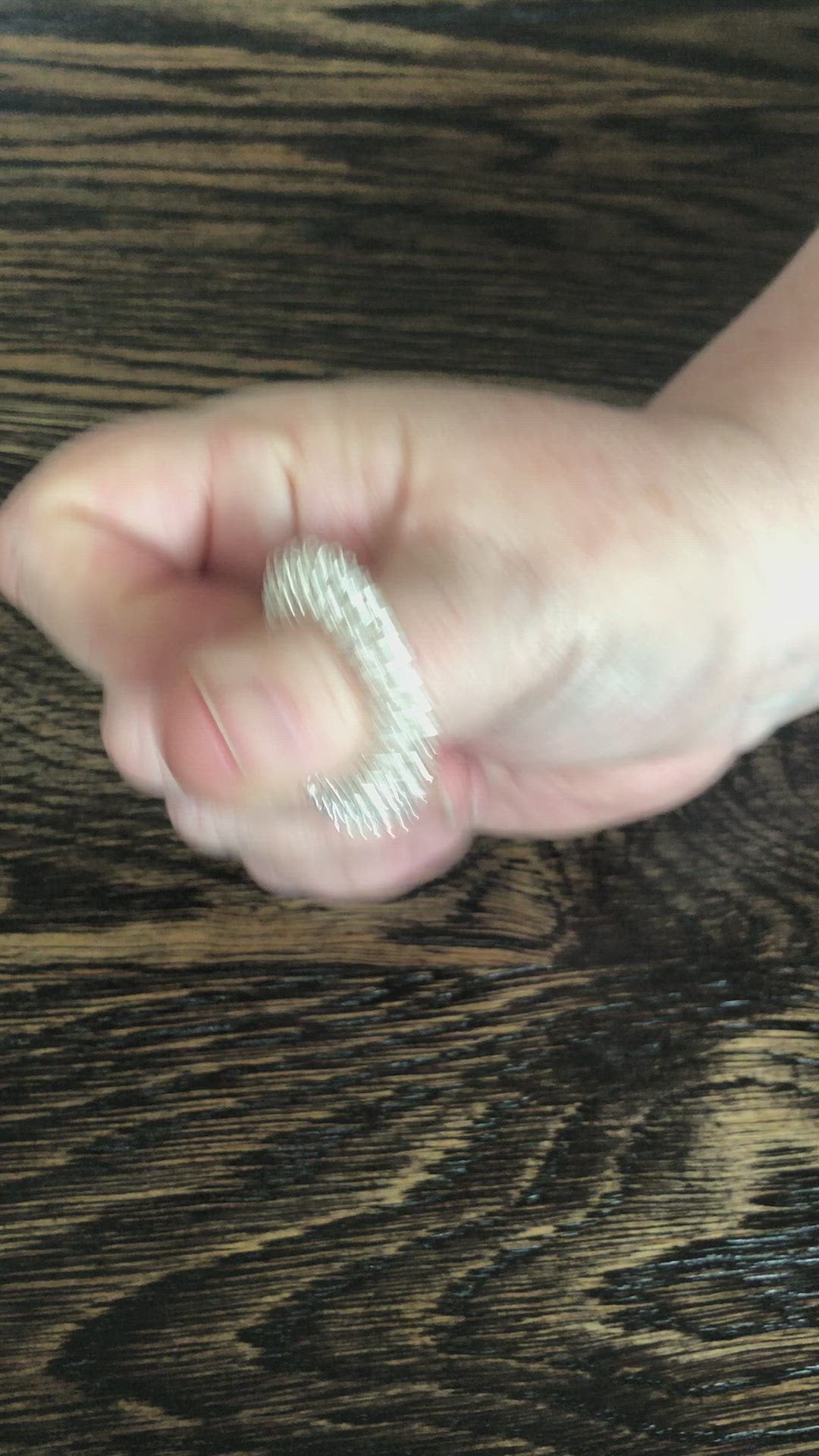 Load video: Standard Finger Spikey
