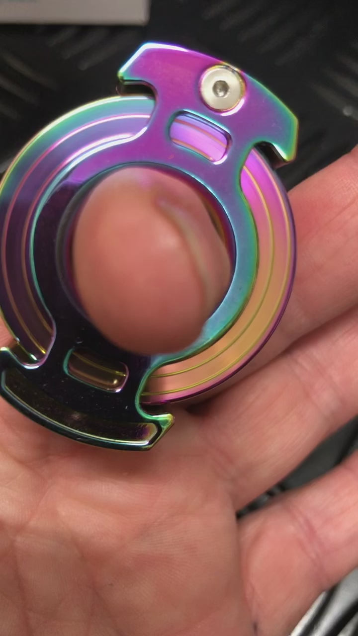 Load video: Metal Spinner Ring Oil Slick 75g