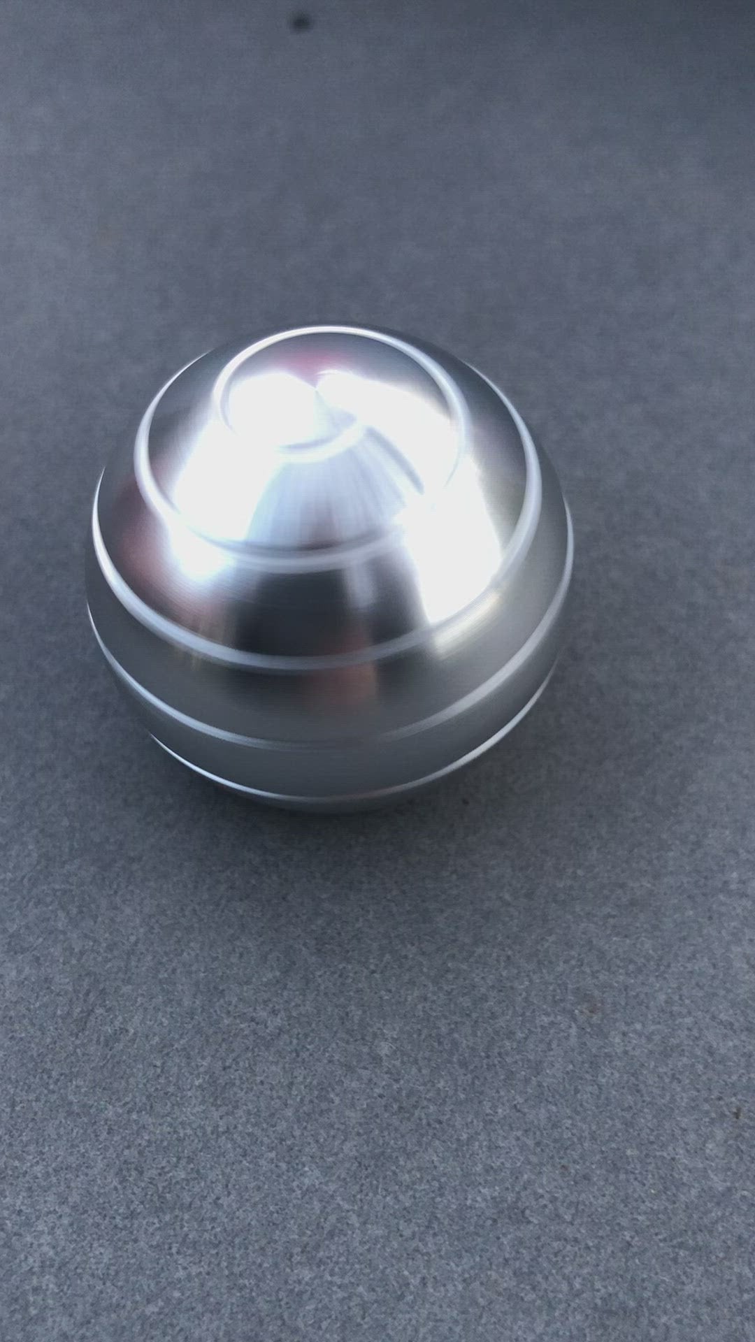 Load video: GYROSCOPE  -Spinning Desktop Fidget 70gm