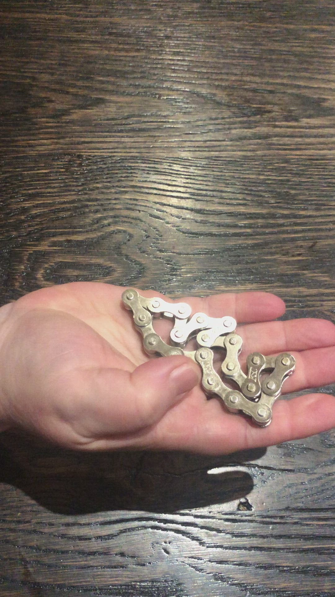 Load video: Chain Fidget Range by Kaiko