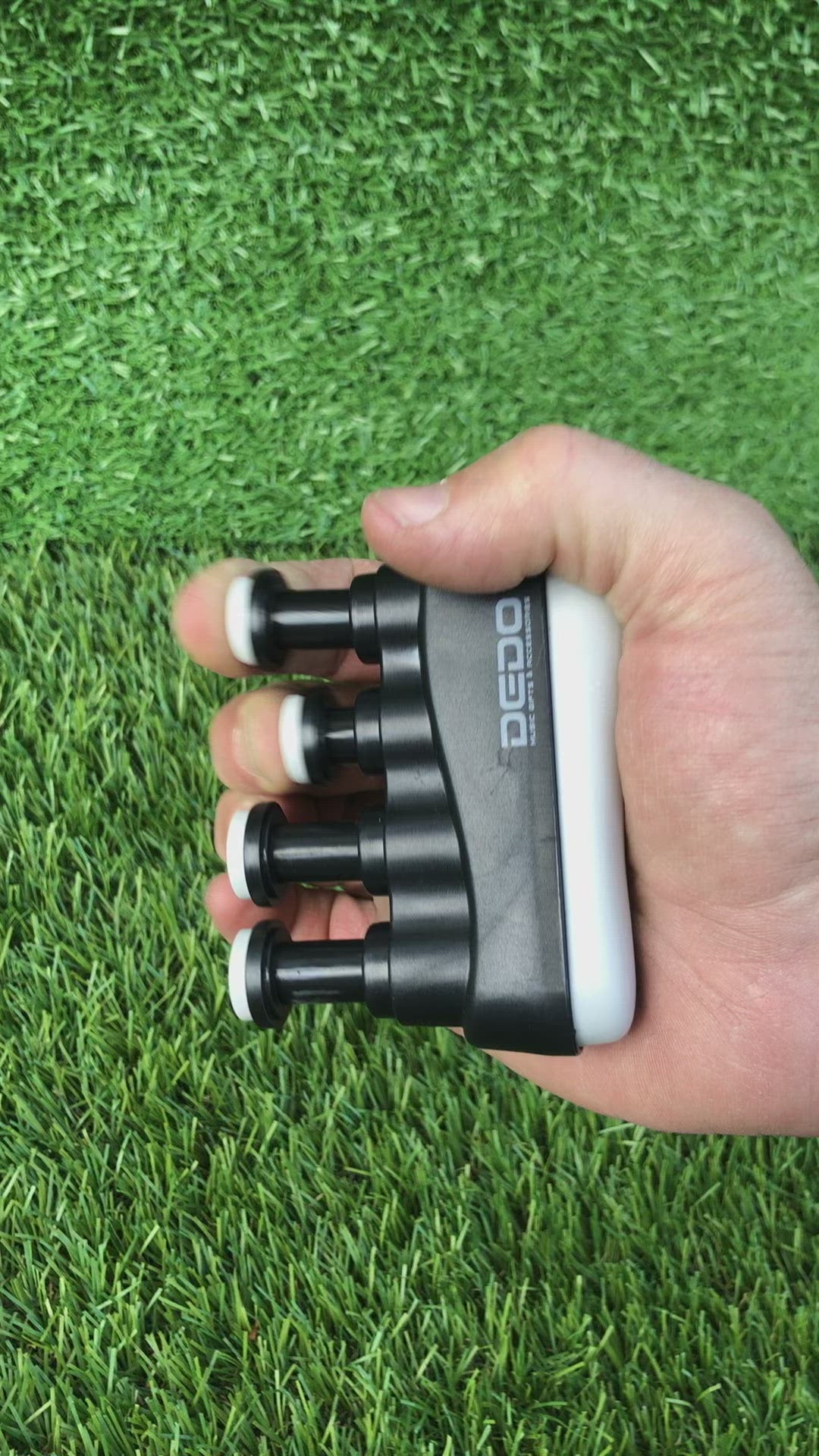 Load video: Hand and Finger Grip Exerciser