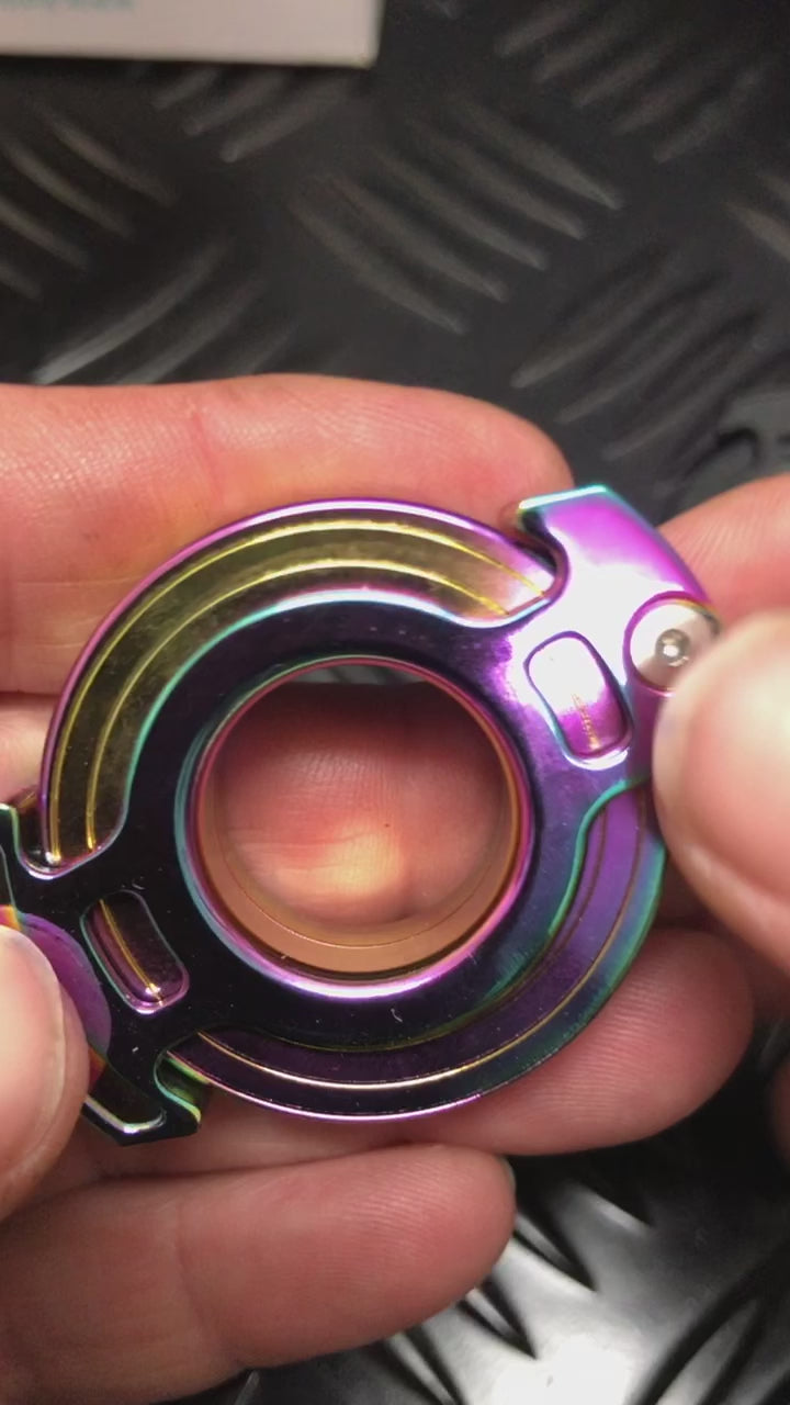 Load video: Metal Spinner Ring Oil Slick 75g